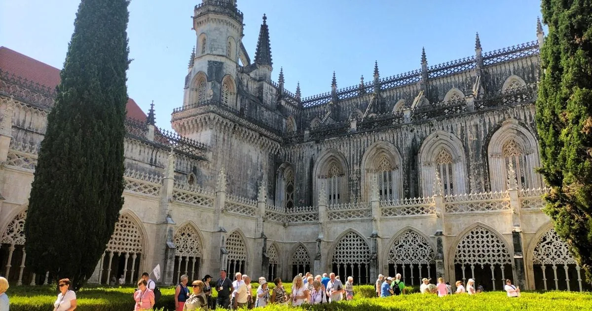 Lisbon: Tomar, Batalha and Alcobaça (3 UNESCO) Private Tour