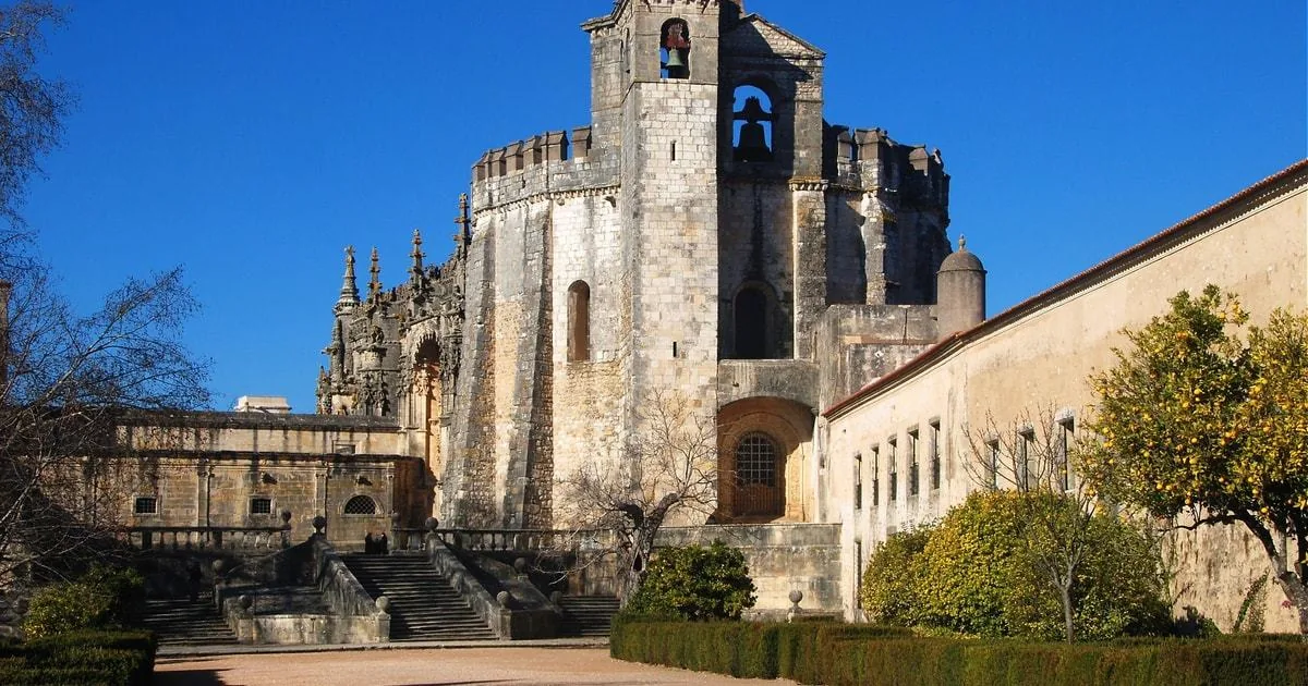Tomar: Walking Tour to Convent of Christ Small Group & Tickets